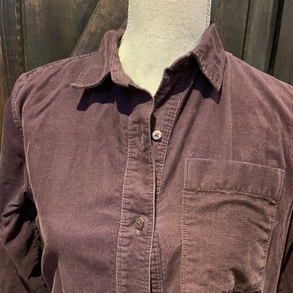 Gap Maternity Corduroy Vintage Plum shirt - Picture 3 of 11